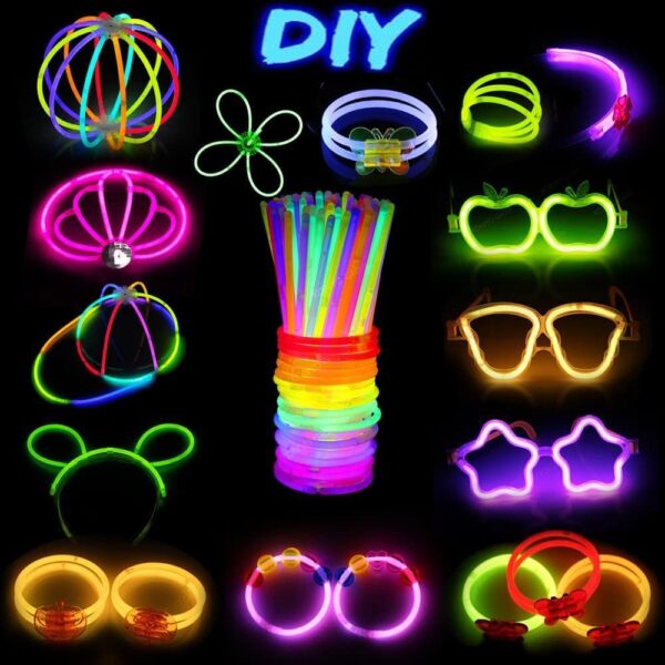 100 Pack Glow Sticks Party Kit Neon Bracelets & Necklaces - Image 3