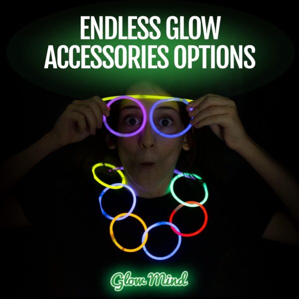 100 Pack Ultra Bright Glow Sticks Bracelets & Necklaces Party Kit - Image 4
